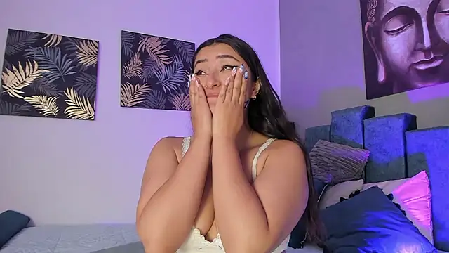 Kathia Morelli online show from January 12, 12:43 pm