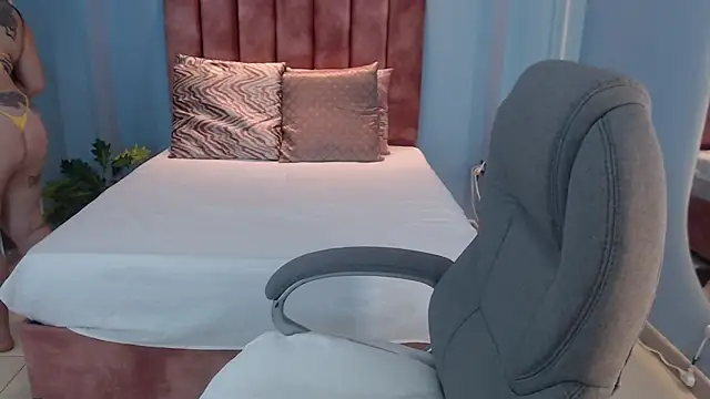 Violetta rainbow online show from November 27, 3:52 am