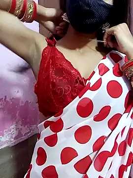 Snapshot of Payal-Love143 chatting on December 3, 5:23 pm Payal-Love143 online show from December 3, 5:23 pm