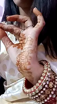Snapshot of Payal-Love143 chatting on December 6, 5:55 pm Payal-Love143 online show from December 6, 5:55 pm