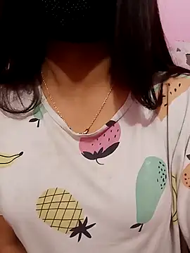 Snapshot of Payal-Love143 chatting on February 9, 6:05 pm Payal-Love143 online show from February 9, 6:05 pm