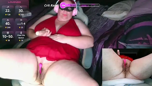 Snapshot of BBW-Ginger chatting on November 9, 11:36 pm BBW-Ginger online show from November 9, 11:36 pm