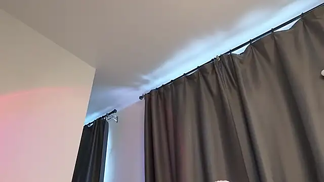  eva queen online show from May 31, 2:02 pm