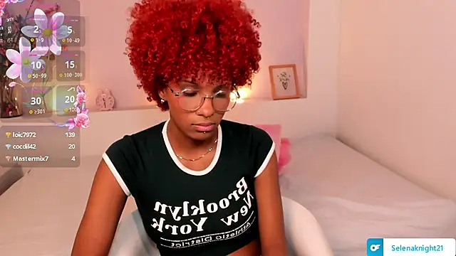 Snapshot of LiannaDixon chatting on January 21, 4:27 pm LiannaDixon online show from January 21, 4:27 pm