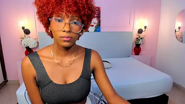 Snapshot of LiannaDixon chatting on January 31, 2:17 pm LiannaDixon online show from January 31, 2:17 pm
