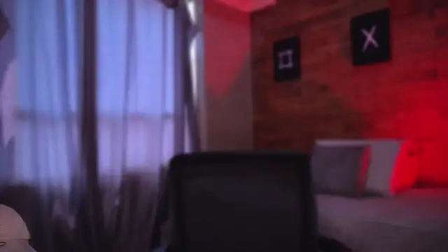 Snapshot of Ares_Dickson chatting on March 3, 4:03 pm Ares Dickson online show from March 3, 4:03 pm