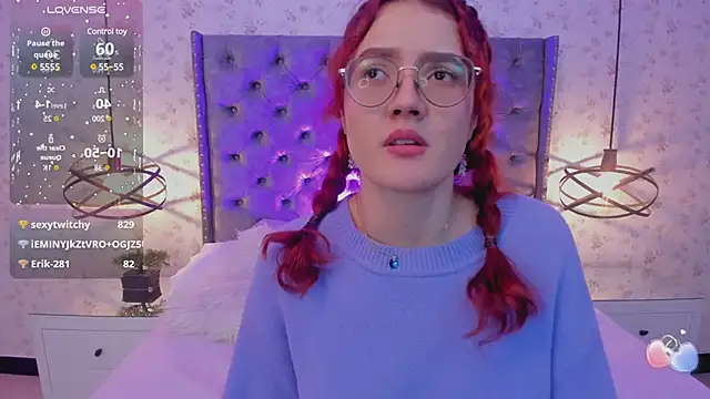 Snapshot of MiaWinx chatting on February 12, 2:24 am MiaWinx online show from February 12, 2:24 am