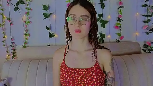 MiaWinx online show from November 20, 9:03 pm