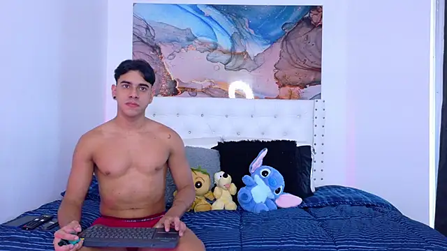 Mackenzzie 777  online show from December 3, 11:41 am