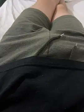 dedewr online show from November 9, 3:43 pm