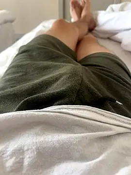 dedewr online show from November 23, 9:20 am