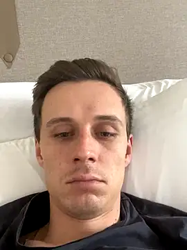 dedewr online show from November 24, 11:21 am