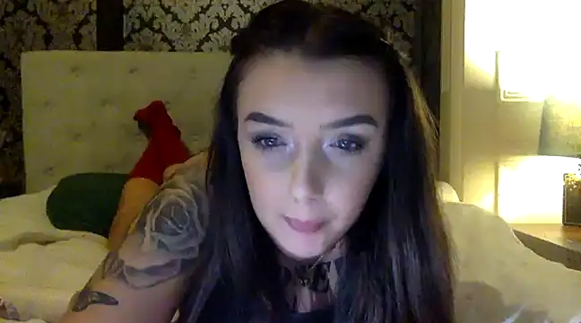 LucyLuxee19 online show from December 29, 7:32 pm