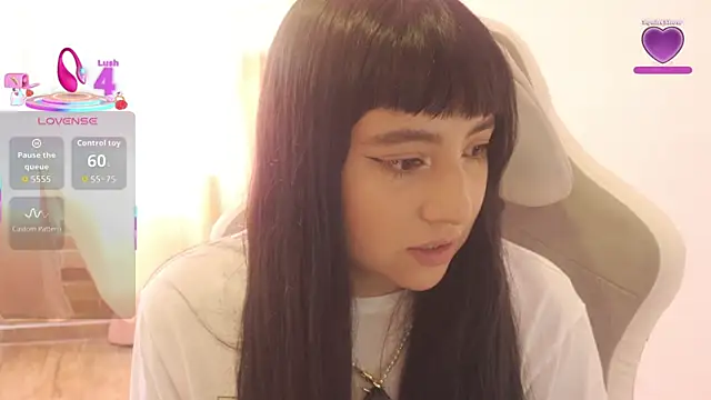 emitaa17228o online show from March 30, 7:04 pm