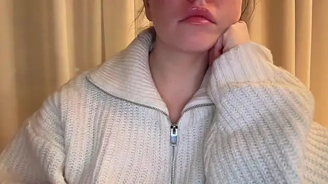 Snapshot of Sandysecret chatting on February 4, 8:58 pm Sandysecret online show from February 4, 8:58 pm