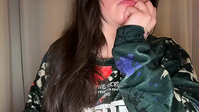 Snapshot of Sandysecret chatting on March 17, 9:29 pm Sandysecret online show from March 17, 9:29 pm