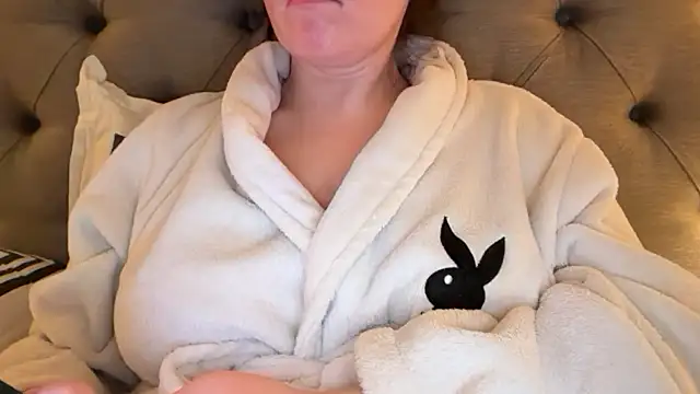 Snapshot of Sandysecret chatting on March 22, 7:50 pm Sandysecret online show from March 22, 7:50 pm