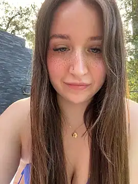 nerdynina online show from February 24, 10:52 pm