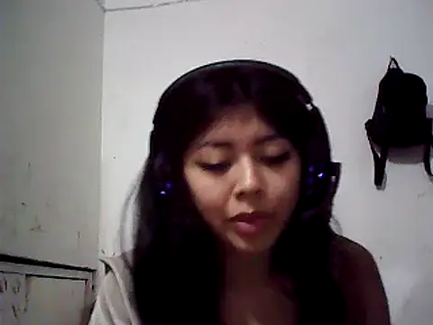 Snapshot of chinanochina chatting on March 9, 6:06 am chinanochina online show from March 9, 6:06 am