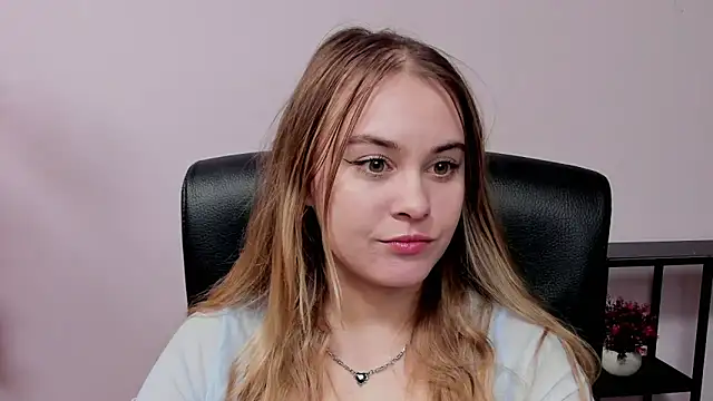 kitty valeria online show from February 2, 5:22 pm