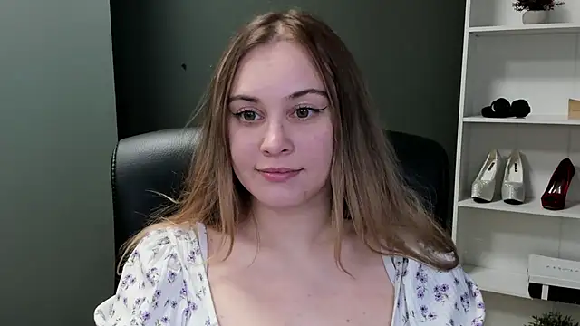 kitty valeria online show from March 8, 2:43 pm