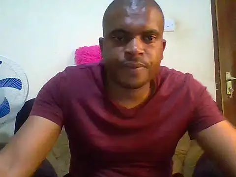 Snapshot of lui_cuuty chatting on September 9, 5:01 pm lui cuuty online show from September 9, 5:01 pm