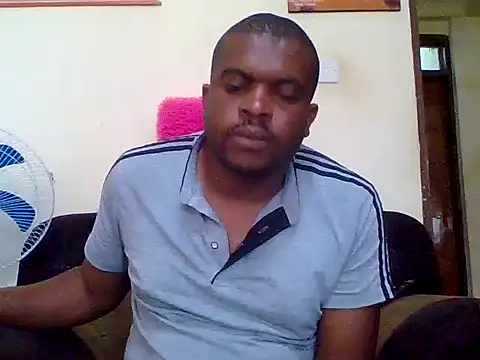 Snapshot of lui_cuuty chatting on September 17, 6:37 am lui cuuty online show from September 17, 6:37 am