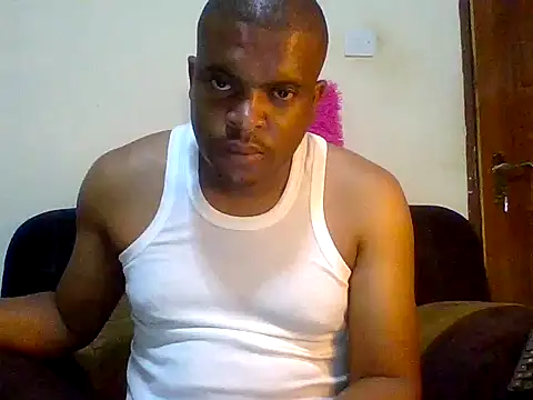 Snapshot of lui_cuuty chatting on September 20, 12:11 am lui cuuty online show from September 20, 12:11 am