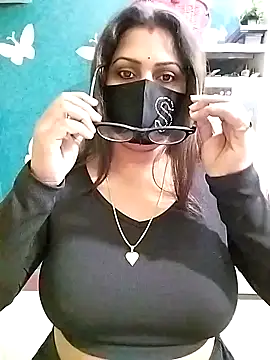 Snapshot of Riya_Sexy_Baby chatting on December 11, 12:02 am Riya Sexy Baby online show from December 11, 12:02 am