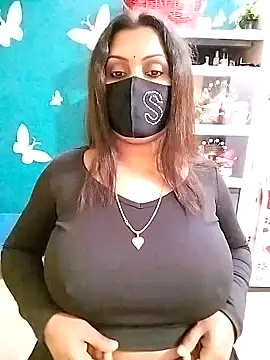 Snapshot of Riya_Sexy_Baby chatting on January 18, 9:13 am Riya Sexy Baby online show from January 18, 9:13 am