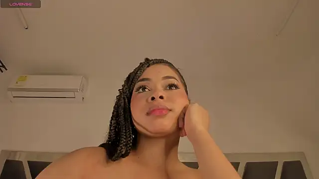 Samanntha Rose online show from October 18, 12:50 pm