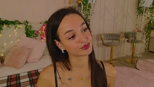 Lolly Neal online show from October 8, 5:05 am