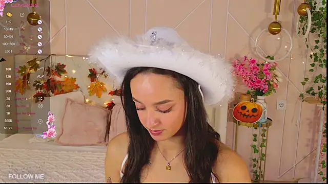 Lolly Neal online show from October 29, 4:59 am