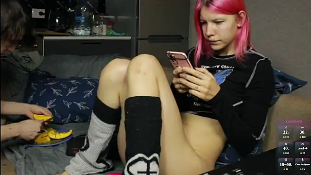 Kamala Adele online show from February 10, 10:36 pm