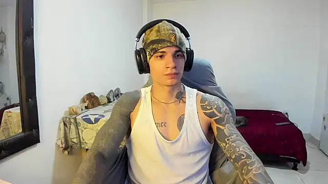 Balo lovers online show from March 21, 8:01 pm