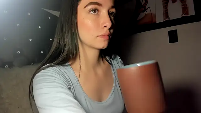 diana queen  online show from December 4, 9:34 pm