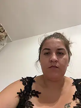 Snapshot of yzabell18 chatting on September 26, 2:59 am yzabell18 online show from September 26, 2:59 am