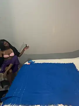 Snapshot of CamGirlLeanna chatting on January 26, 10:02 pm CamGirlLeanna online show from January 26, 10:02 pm