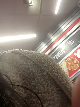 Snapshot of CamGirlLeanna chatting on January 31, 6:57 pm CamGirlLeanna online show from January 31, 6:57 pm