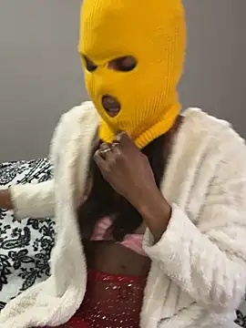 Snapshot of CamGirlLeanna chatting on February 7, 11:34 pm CamGirlLeanna online show from February 7, 11:34 pm