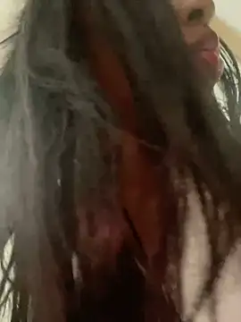 Snapshot of CamGirlLeanna chatting on February 12, 4:33 pm CamGirlLeanna online show from February 12, 4:33 pm