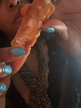 Snapshot of CamGirlLeanna chatting on February 24, 3:20 pm CamGirlLeanna online show from February 24, 3:20 pm