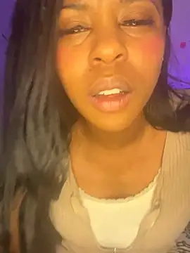 Snapshot of CamGirlLeanna chatting on March 22, 2:27 am CamGirlLeanna online show from March 22, 2:27 am