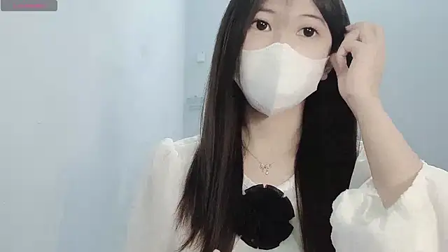 Snapshot of tanhxiu chatting on December 12, 4:10 pm tanhxiu online show from December 12, 4:10 pm