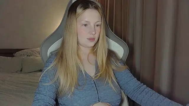 x ivy x online show from April 26, 5:32 pm