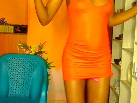 Snapshot of Naughtygal98 chatting on June 14, 2:24 am Naughtygal98 online show from June 14, 2:24 am