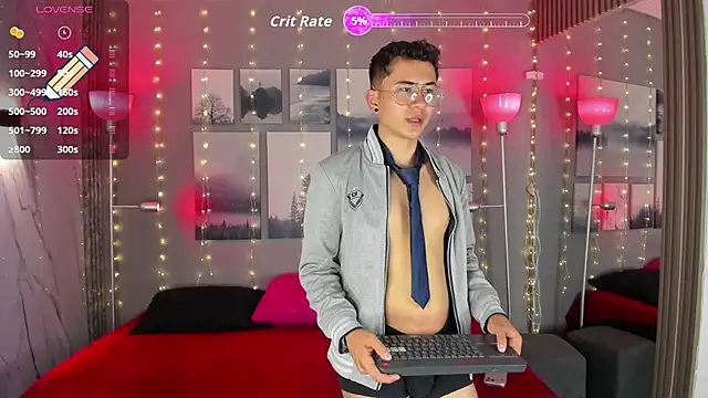 noah and rose online show from December 14, 7:40 pm