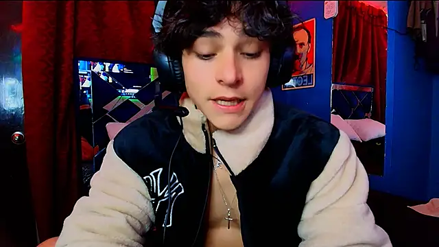 Luke Howland online show from January 11, 1:10 am