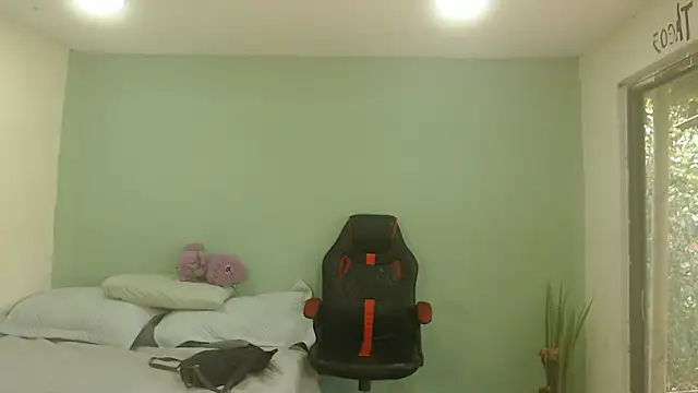 Snapshot of danielitopapuu chatting on January 14, 4:34 pm danielitopapuu online show from January 14, 4:34 pm