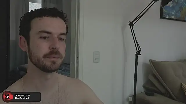 Snapshot of sexxxsutra chatting on October 27, 7:18 pm sexxxsutra online show from October 27, 7:18 pm